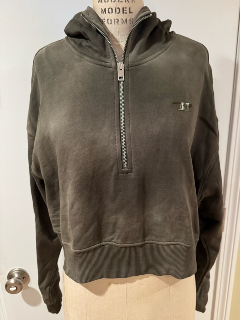 Diesel women’s Zip-Up Hooded Sweatshirt in Washed Olive Green size L